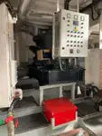 Tàu làm việc để bán