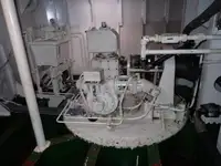 Tàu làm việc để bán