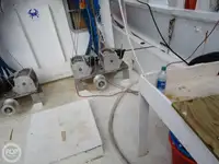 Tàu kéo lưới để bán