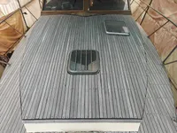 Tàu làm việc để bán