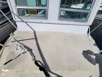 Tàu kéo lưới để bán