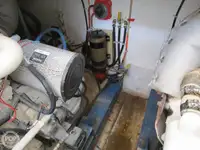 Tàu kéo lưới để bán