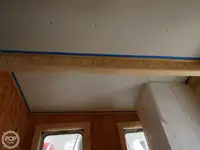 Tàu kéo lưới để bán