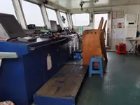 Tàu container để bán