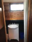 Tàu kéo lưới để bán