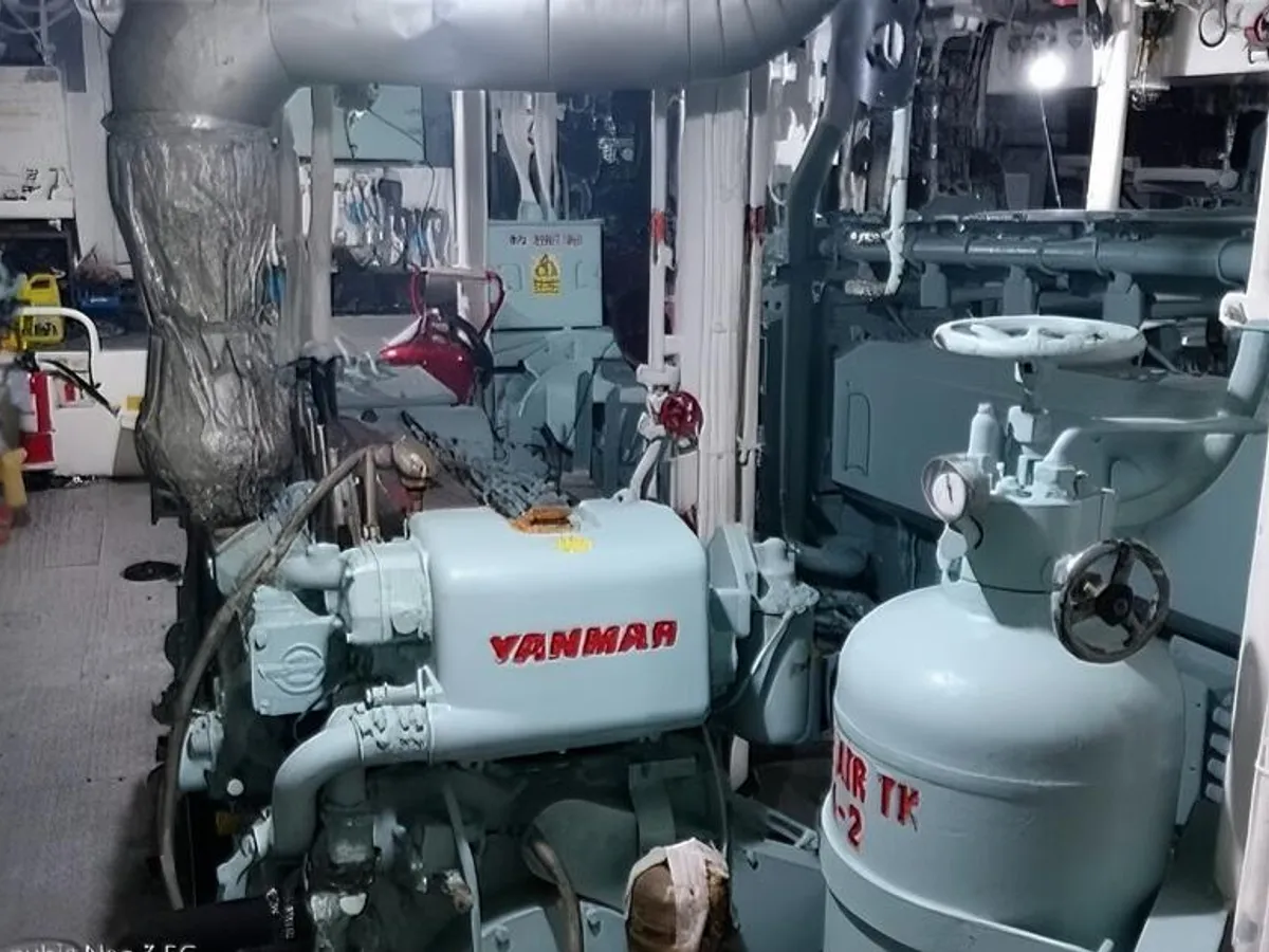 Tàu cung cấp nhanh (FSV) để bán