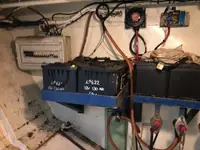 Tàu làm việc để bán