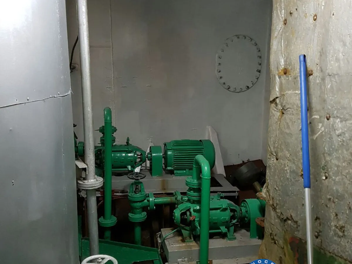 Tàu chở dầu/hóa chất để bán
