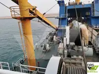 Tàu nạo vét để bán
