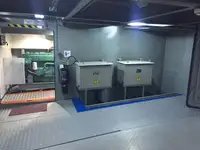 Tàu du lịch để bán