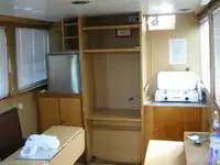 Tàu tuần tra để bán