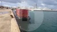 Tàu làm việc để bán