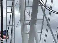 Tàu kéo lưới để bán