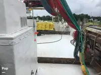 Tàu kéo lưới để bán