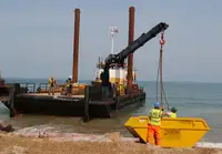 Tàu nạo vét để bán
