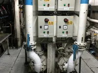 Tàu nghiên cứu để bán