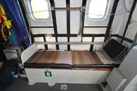 Tàu cứu hộ để bán
