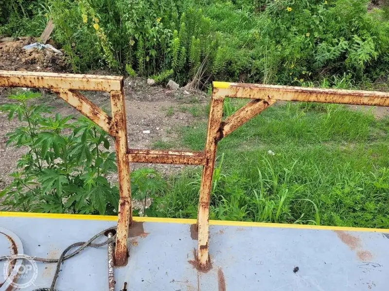 Sà lan để bán