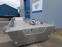 Tàu đổ bộ, chở hàng để bán