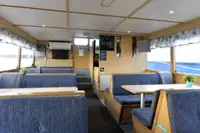 Tàu chở khách để bán