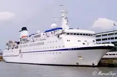 Tàu du lịch để bán
