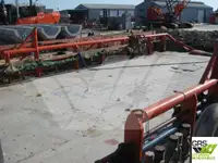 Tàu cung cấp để bán