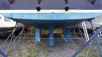 Tàu du lịch để bán