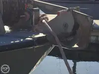 Tàu kéo lưới để bán