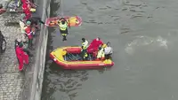 Tàu cứu hộ để bán