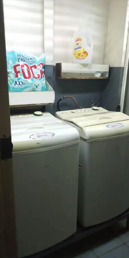 Tàu kéo để bán