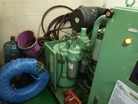 Tàu kéo để bán