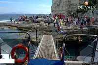 Tàu phà để bán