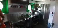 Tàu kéo để bán