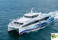 Tàu du lịch để bán