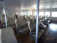 Tàu phà để bán