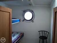 Tàu đánh cá để bán