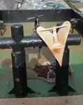 Tàu làm việc để bán