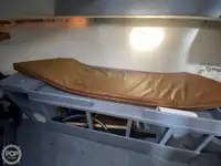 Tàu kéo lưới để bán