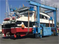 Catamaran rao bán