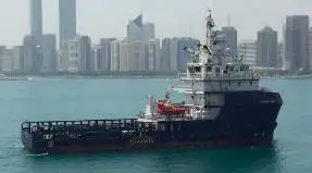Tàu kéo để bán