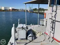 Tàu đổ bộ, chở hàng để bán