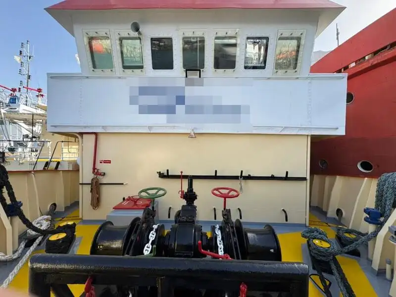 Tàu container để bán