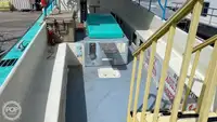 Tàu du lịch để bán