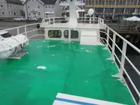 Tàu kéo để bán