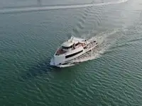 Tàu kéo để bán