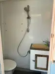 Tàu kéo lưới để bán