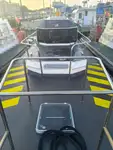 Tàu dẫn đường để bán