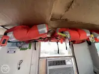 Tàu kéo lưới để bán