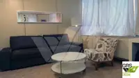 Sà lan chở người để bán