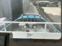 Tàu kéo để bán